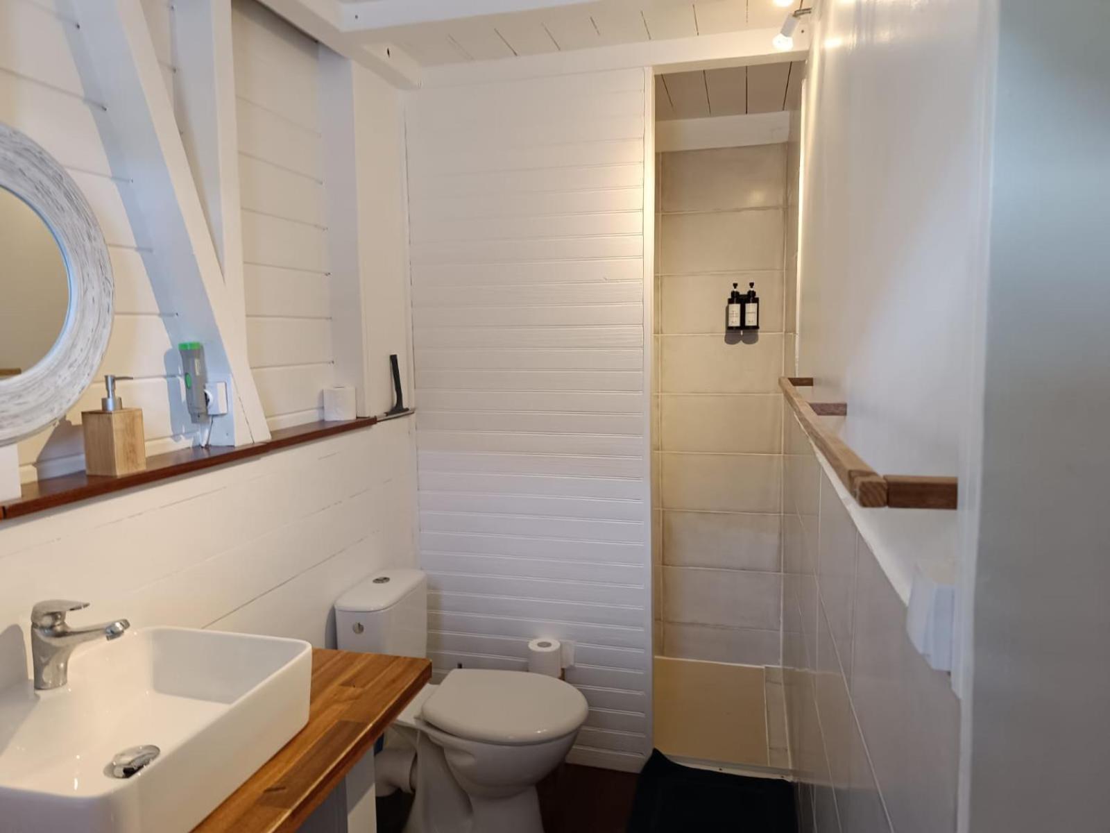 Ti Kaz Anoli Cottage En Bois Avec Vue Sur La Baie Terre-de-Bas Exterior photo